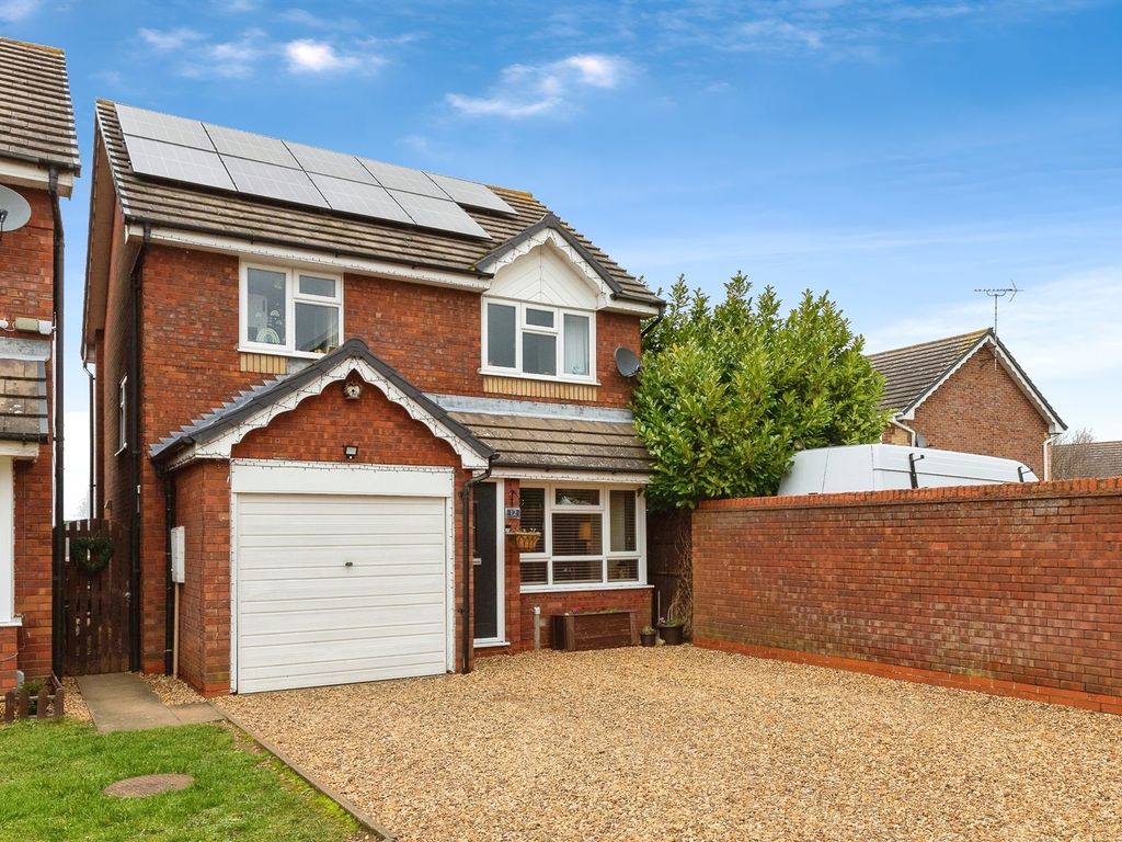 3 bed detached house for sale in Godwit Close, Whittlesey, Peterborough