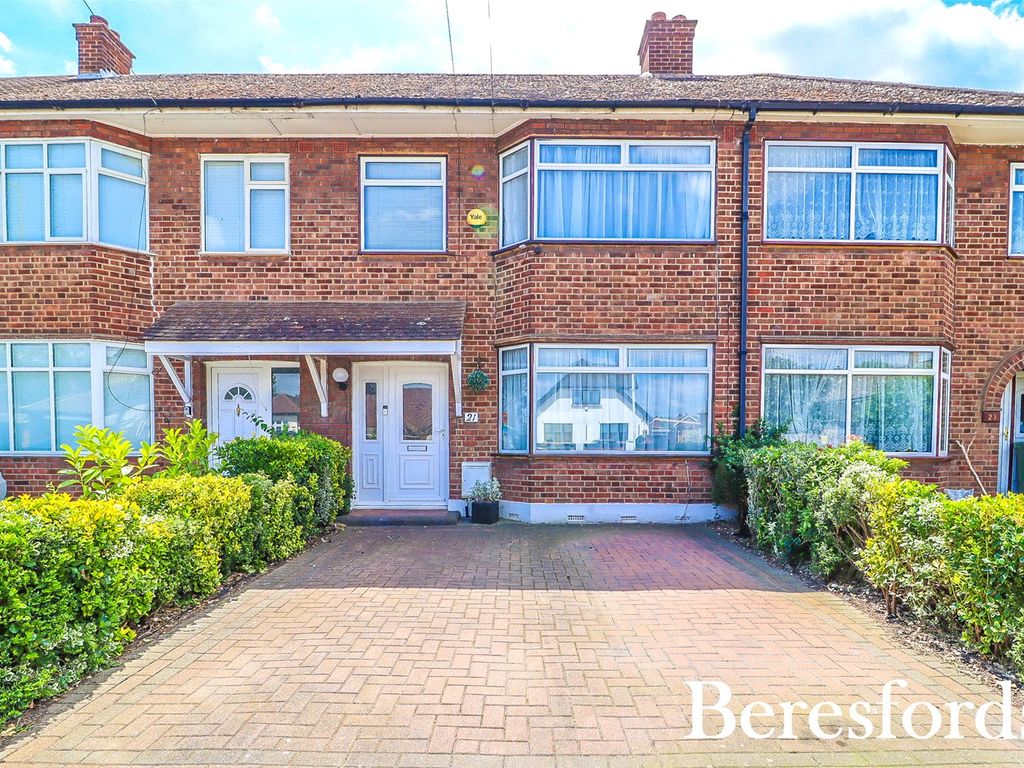 3 bed terraced house for sale in Queens Gardens, Upminster RM14, £400,000 Zoopla