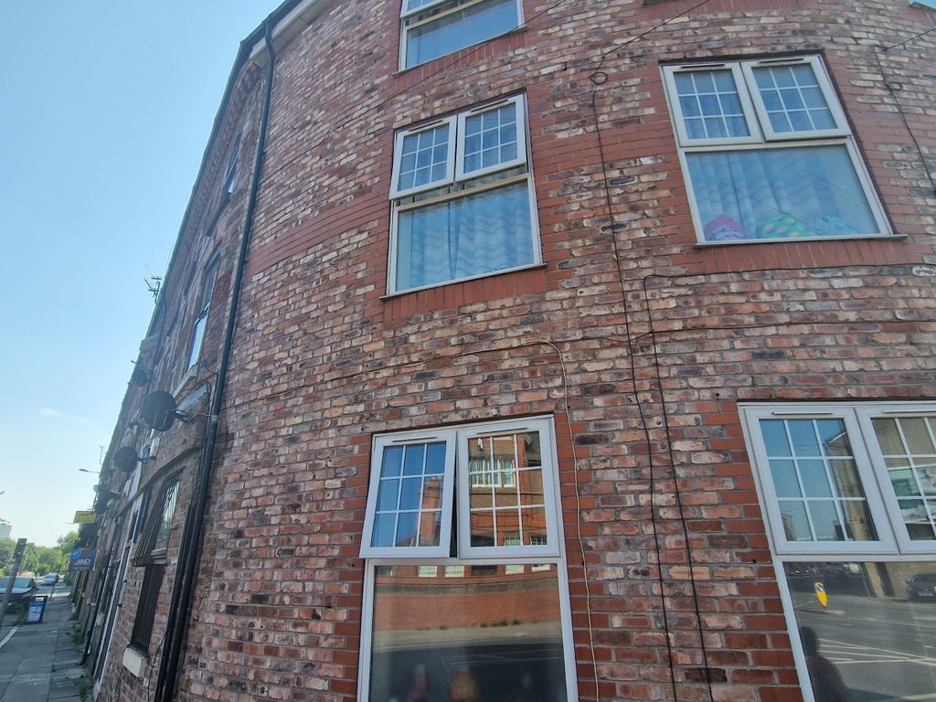 1 bed flat for sale in Apartment, Westminster Road, Liverpool L4, £