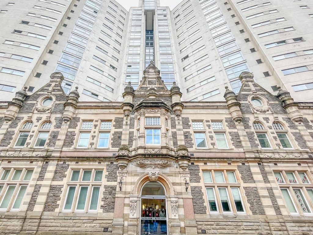 3 bed flat for sale in Bute Terrace, Altolusso Bute Terrace CF10 Zoopla