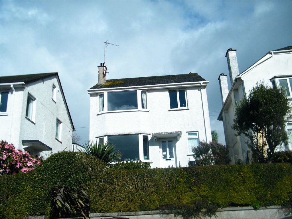 3 bed detached house for sale in Harbour View Crescent, Penzance, Cornwall TR18, £350,000 Zoopla