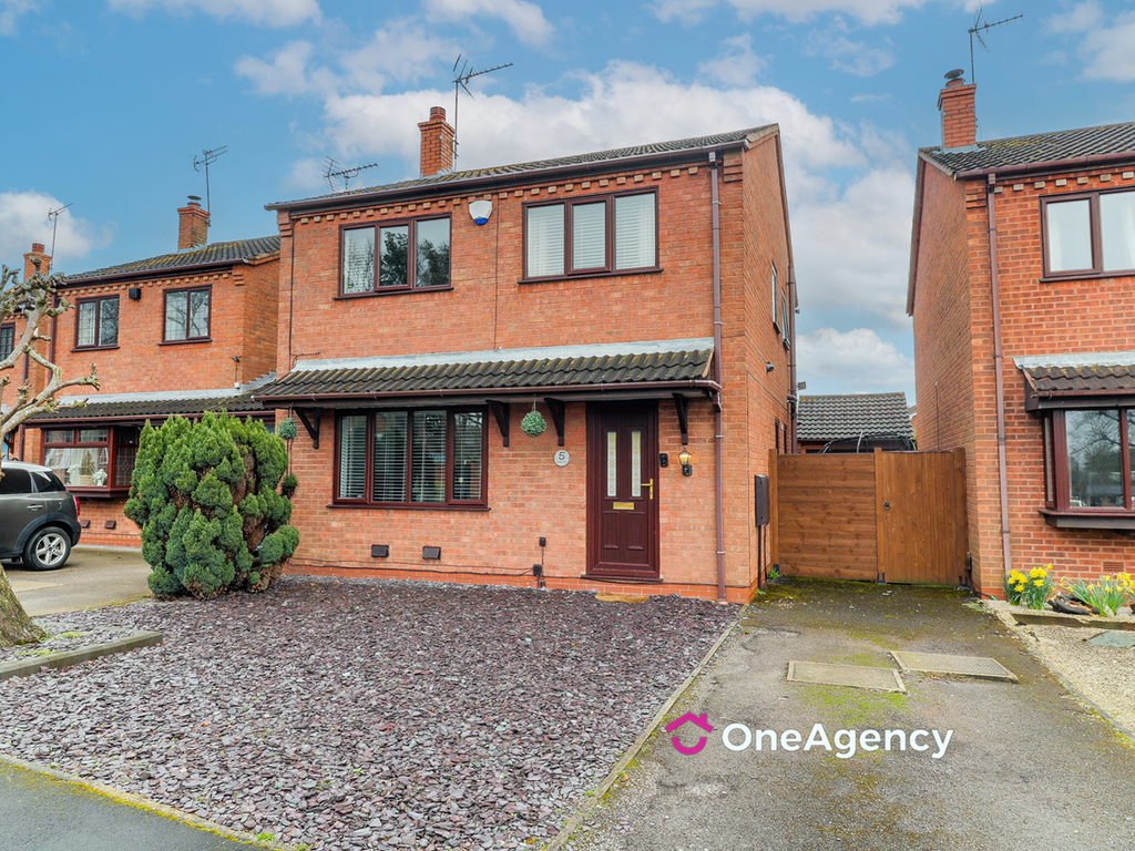 4 bed detached house for sale in Wootton Drive, Stafford ST16 Zoopla