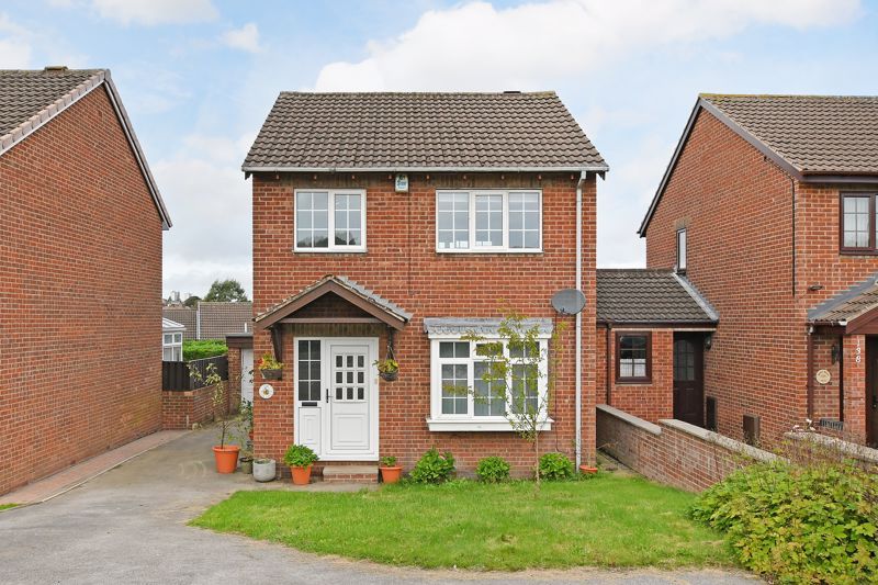 3 bed detached house to rent in Fox Lane, Sheffield S12, £1,000 pcm