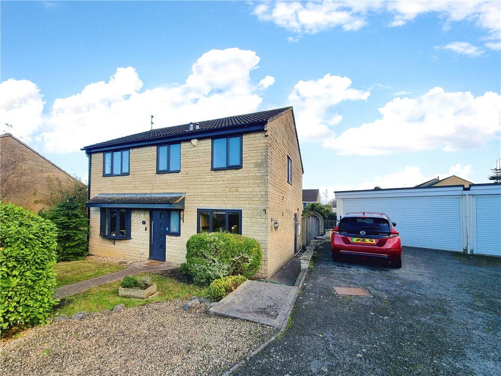4 bed detached house for sale in Sherford Road, Swindon, Wiltshire SN25