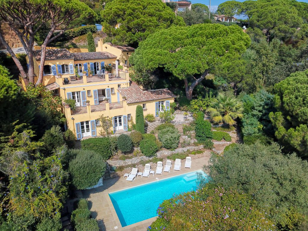 6 bed property for sale in SainteMaxime, Var, ProvenceAlpesCôte D
