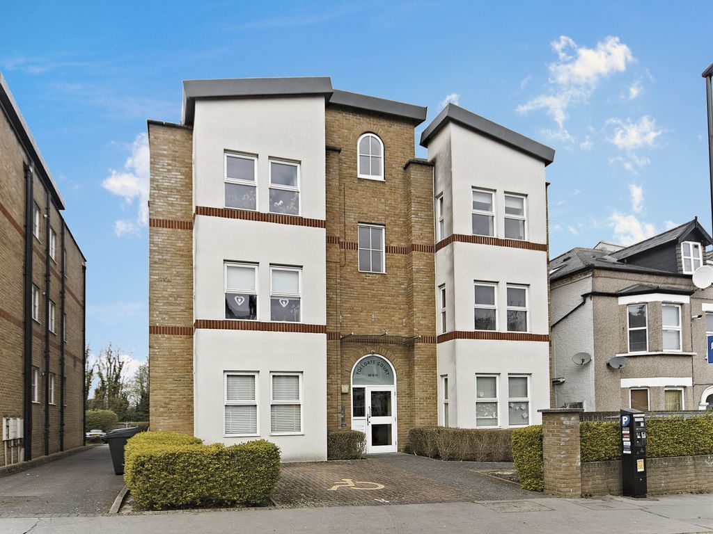 2 bed flat for sale in Tollgate Court, 16 Moreton Road, South Croydon