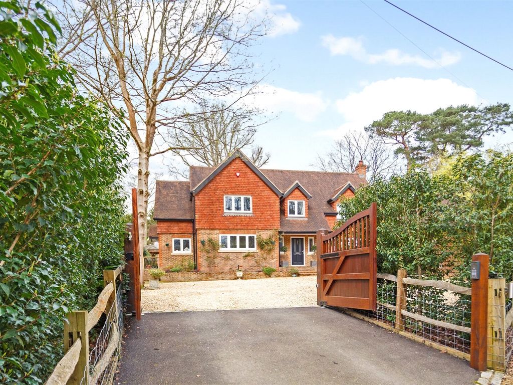4 bed detached house for sale in The Drive, Maresfield Park, Maresfield