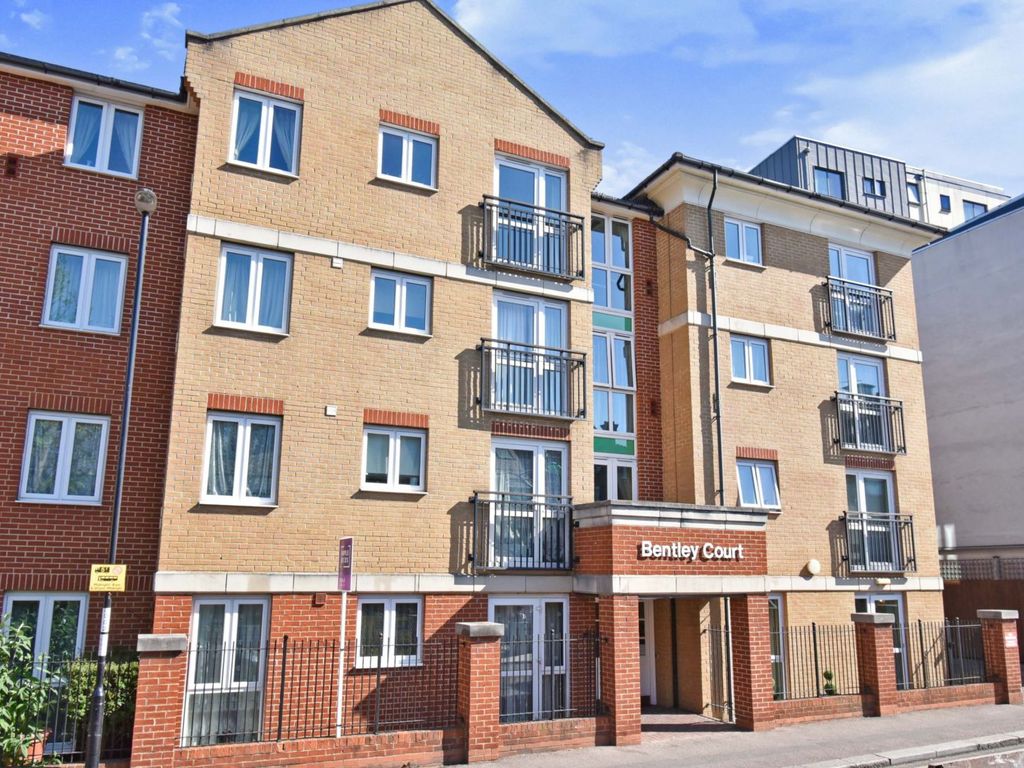 Whitburn Road, Lewisham SE13