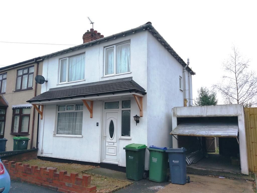 3 bed semidetached house to rent in Clarkes Grove, Tipton DY4, £800 pcm Zoopla