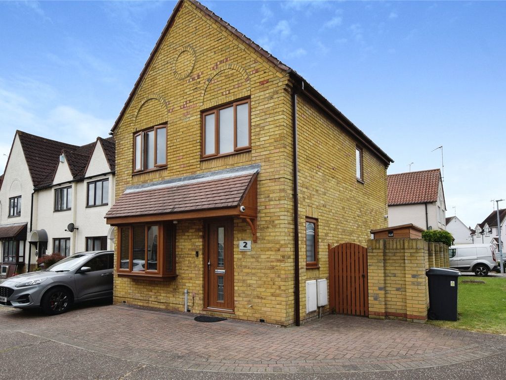 3 bed linkdetached house for sale in Shirebourn Vale, South Woodham