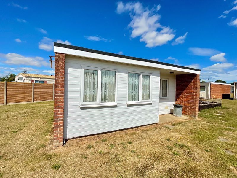 2 bed property for sale in Beach Road, Scratby, Great Yarmouth NR29