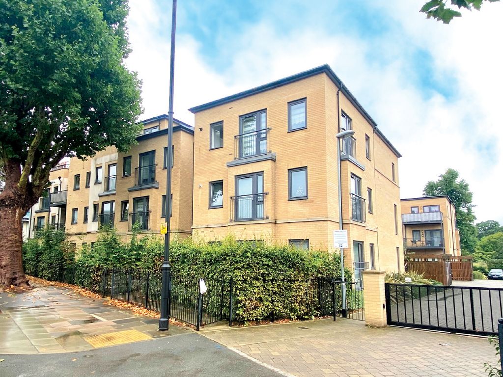 2 bed flat for sale in Cecil Road, Enfield EN2 Zoopla