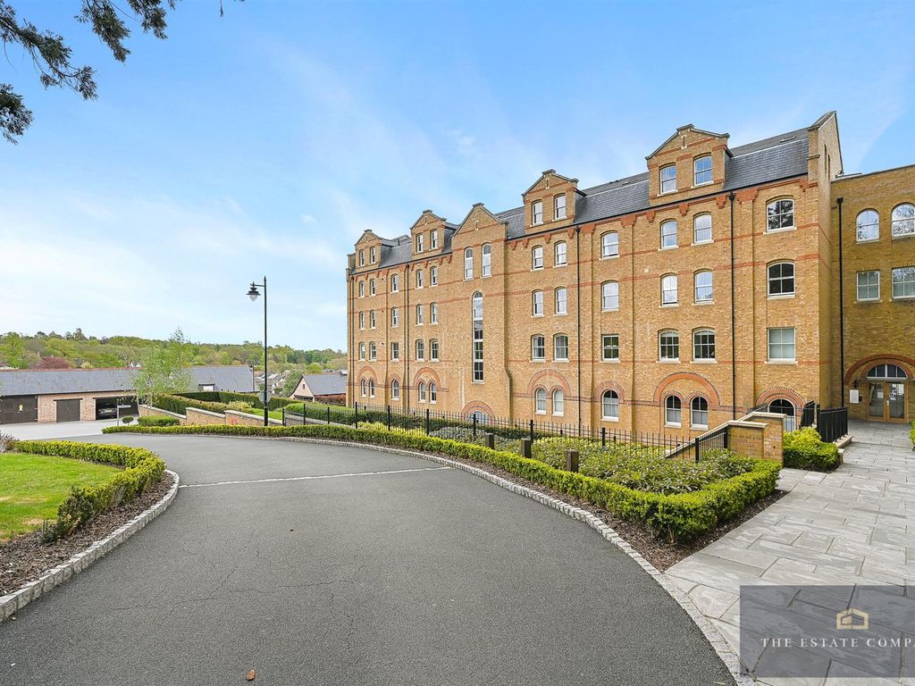 2 bed flat for sale in Holborn Close, St Joseph's Gate, Mill Hill NW7, £950,000 Zoopla