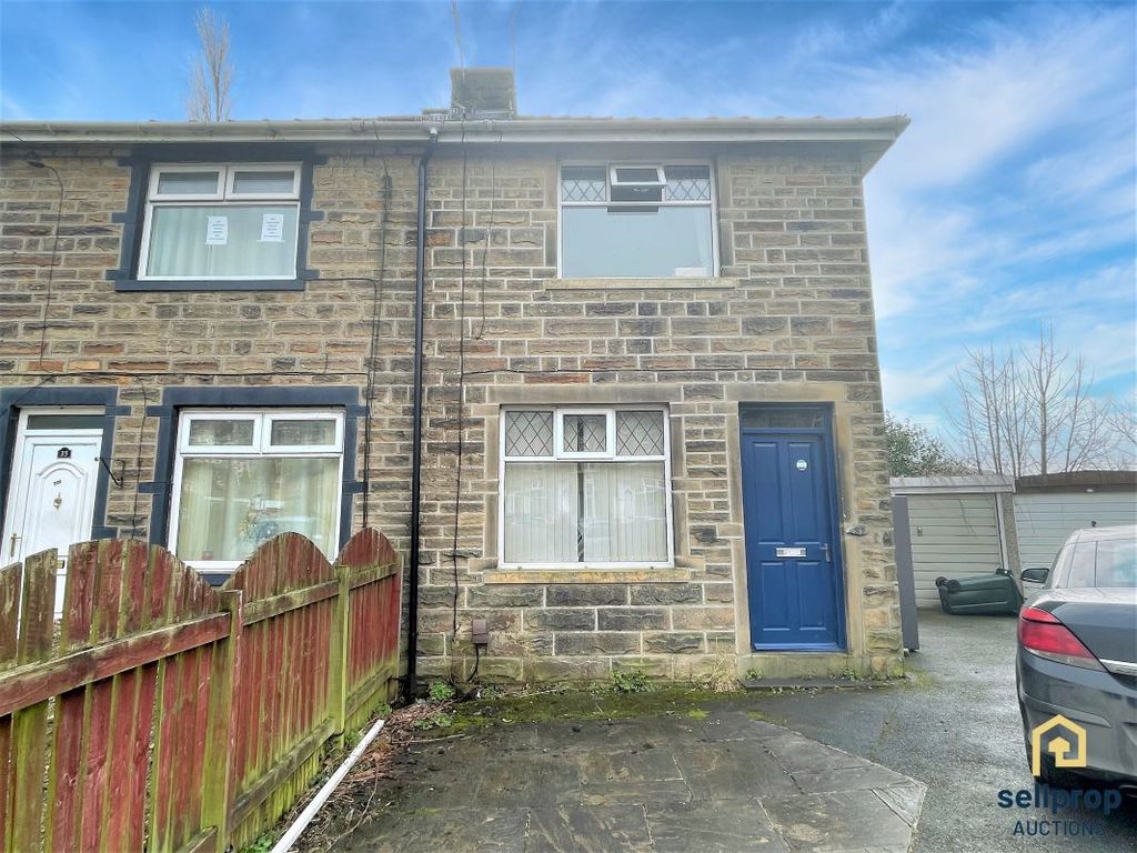 2 bed semidetached house for sale in 37 Westlea Avenue, Riddlesden
