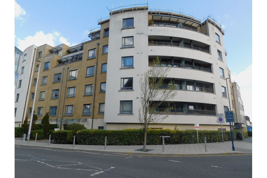 1 bed flat to rent in Stanley Road, Woking GU21 Zoopla
