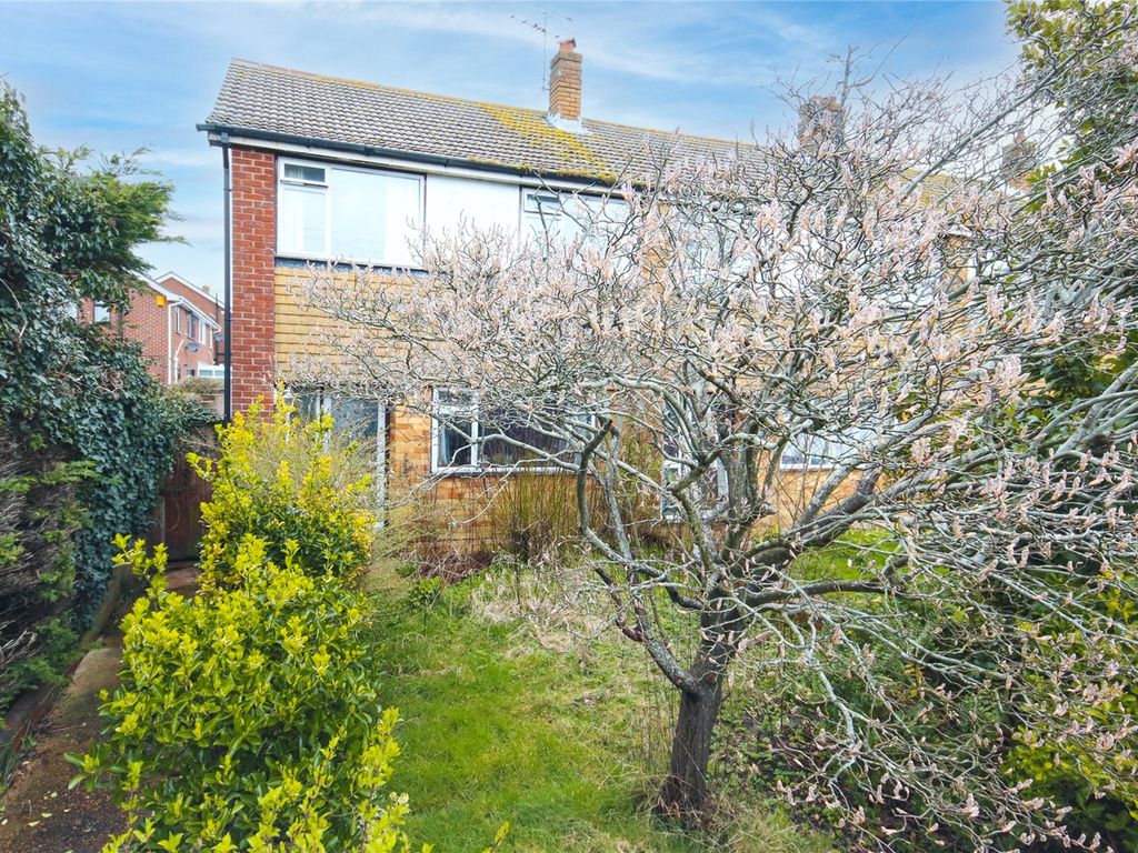 3 bed end terrace house for sale in Salvington Road, Worthing, West