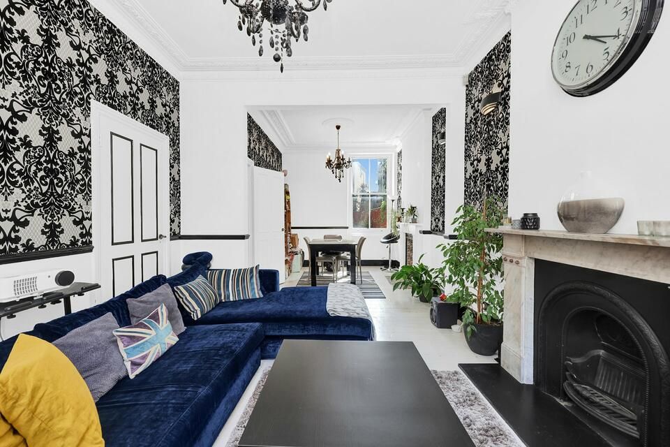 4 bed end terrace house for sale in Heyford Avenue, London SW8, £