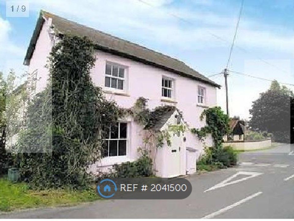 2 bed semidetached house to rent in Cross House, Buckland Newton