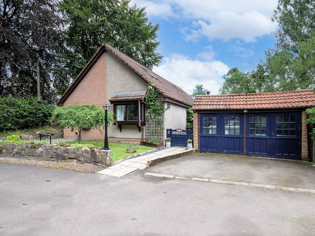 4 bed detached house for sale in B8033, Kinbuck, Dunblane FK15 Zoopla