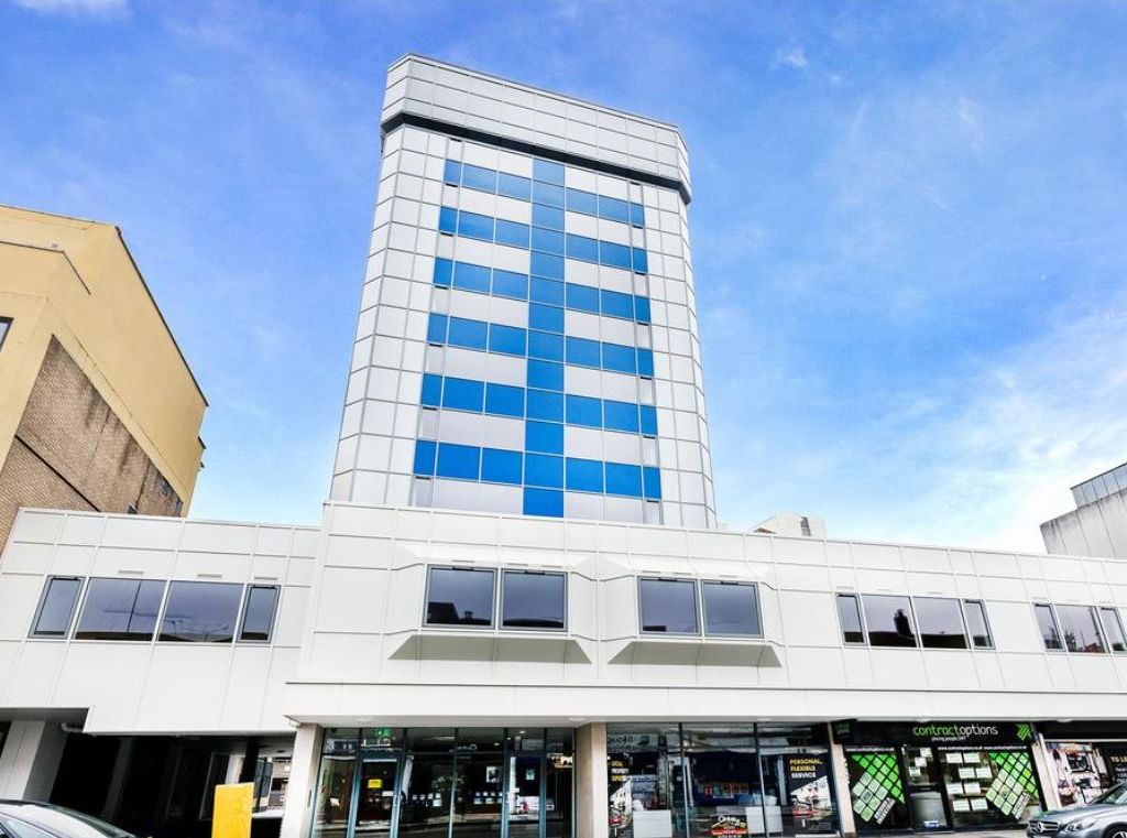 1 bed flat to rent in High Street, Slough SL1 Zoopla