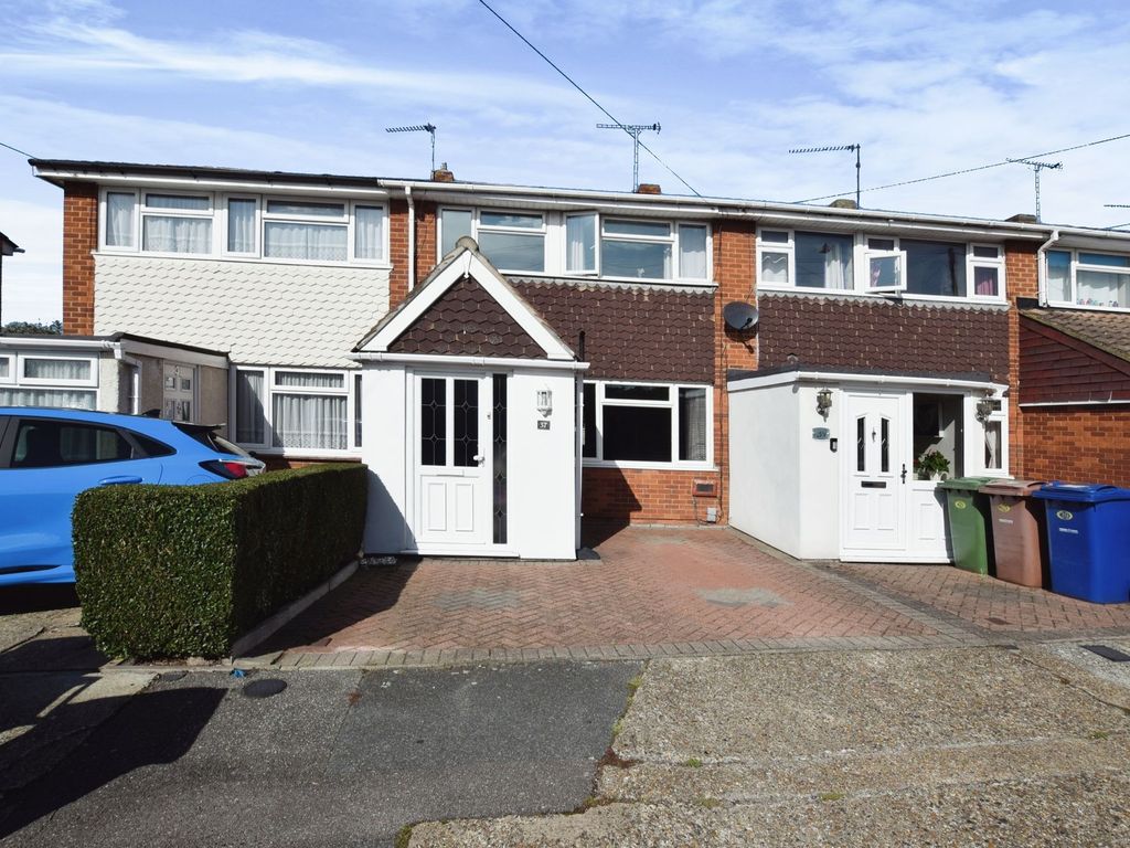 3 bed terraced house for sale in Brampton Close, Corringham SS17, £345,000 Zoopla