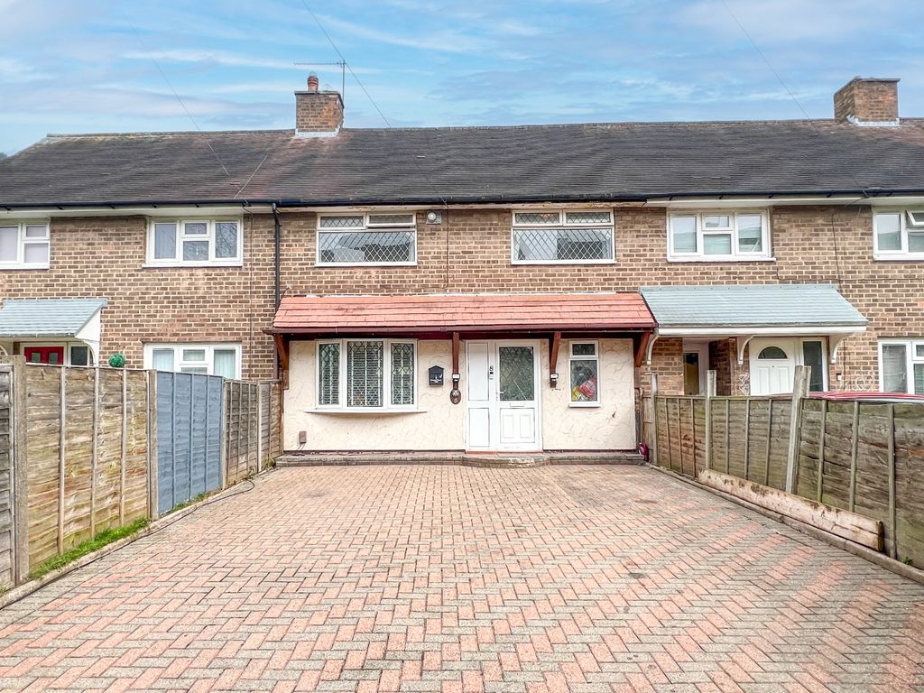 3 bed terraced house for sale in Foxwood Grove, Birmingham, West Midlands B37, £200,000 Zoopla