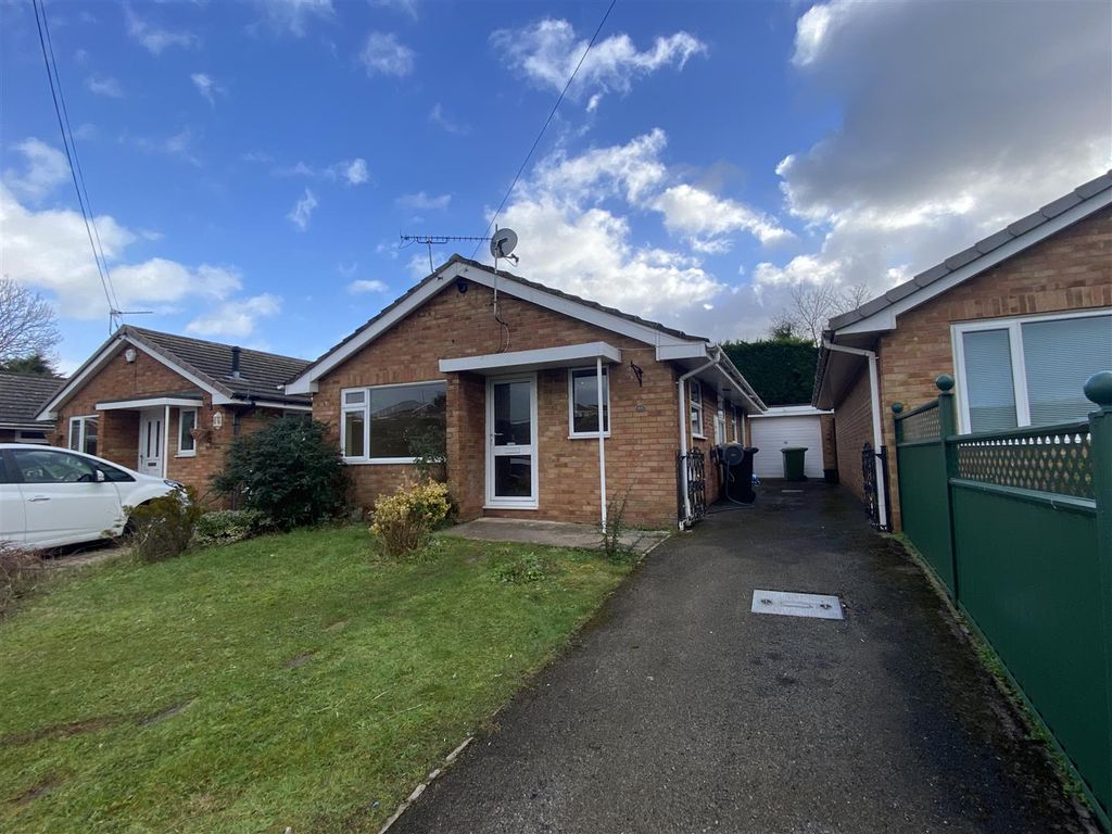 2 bed detached bungalow to rent in Wyebank Way, Tutshill, Chepstow NP16