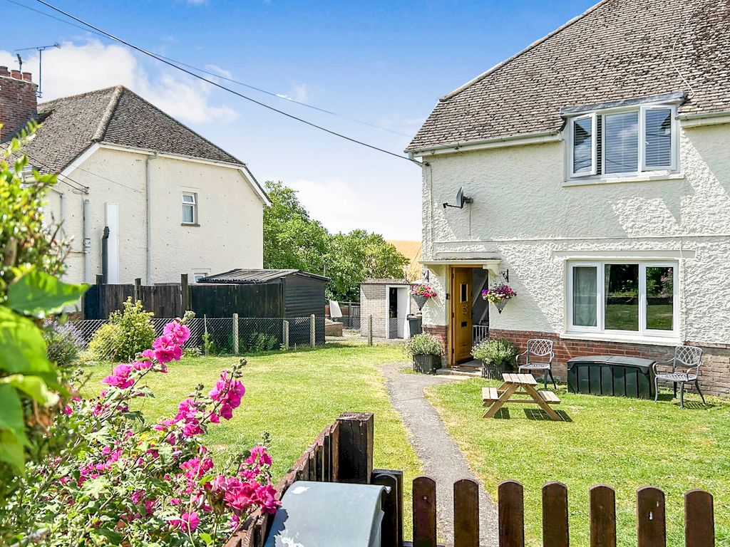 2 bed semidetached house for sale in Eldon Road, Kings Somborne