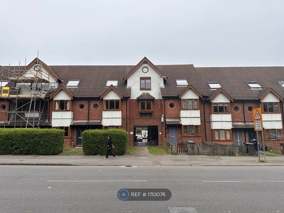 2 bed flat to rent in Stephenson Way, Corby NN17 Zoopla