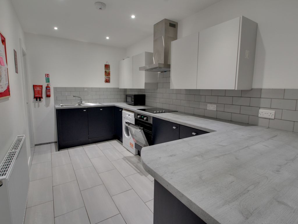 Room to rent in Braunstone Gate, Leicester LE3, £500 pcm Zoopla