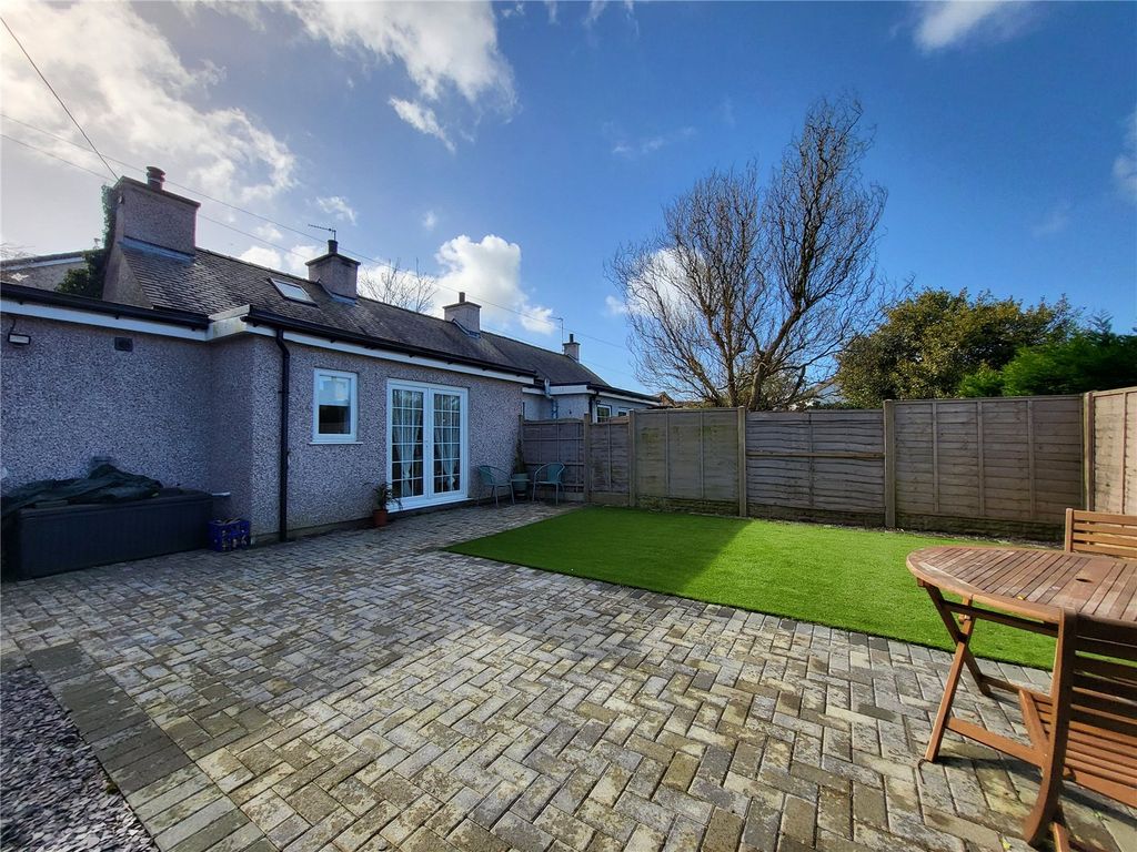 1 bed end terrace house for sale in Gwalchmai, Holyhead, Isle Of