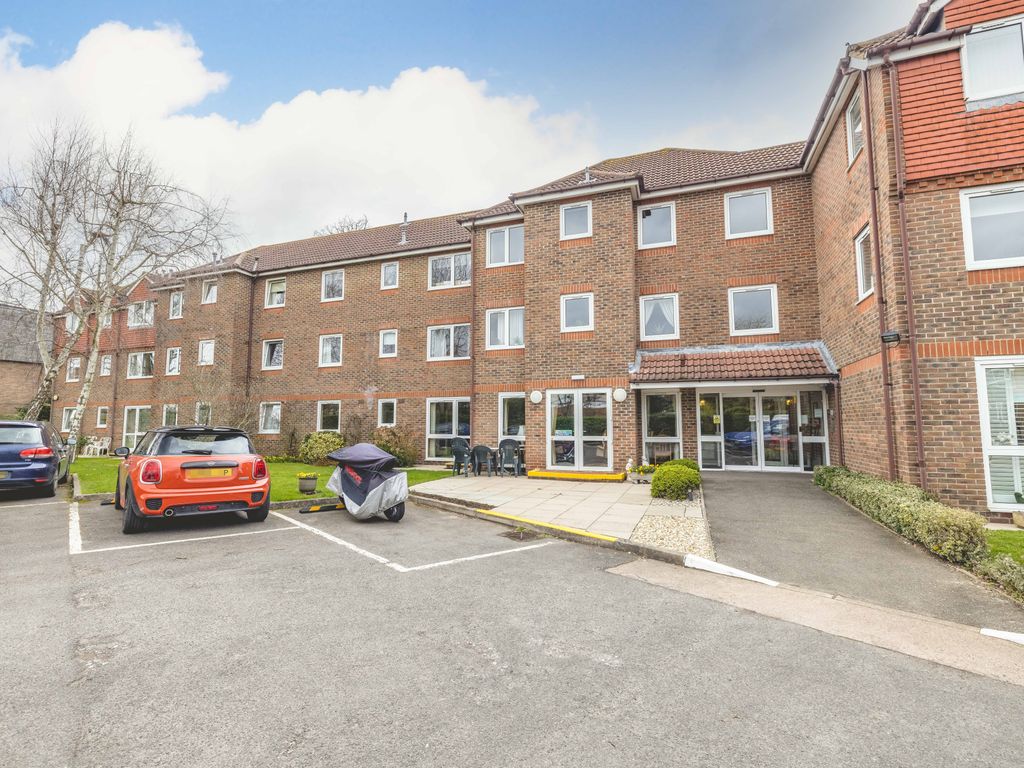 1 bed flat to rent in The Meads EPC B, Green Lane, Windsor SL4 Zoopla