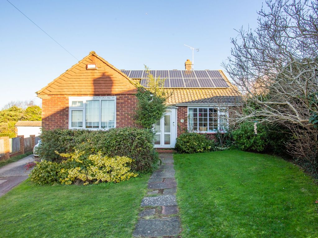 4 bed detached bungalow for sale in Strode Park Road, Herne Bay CT6, £