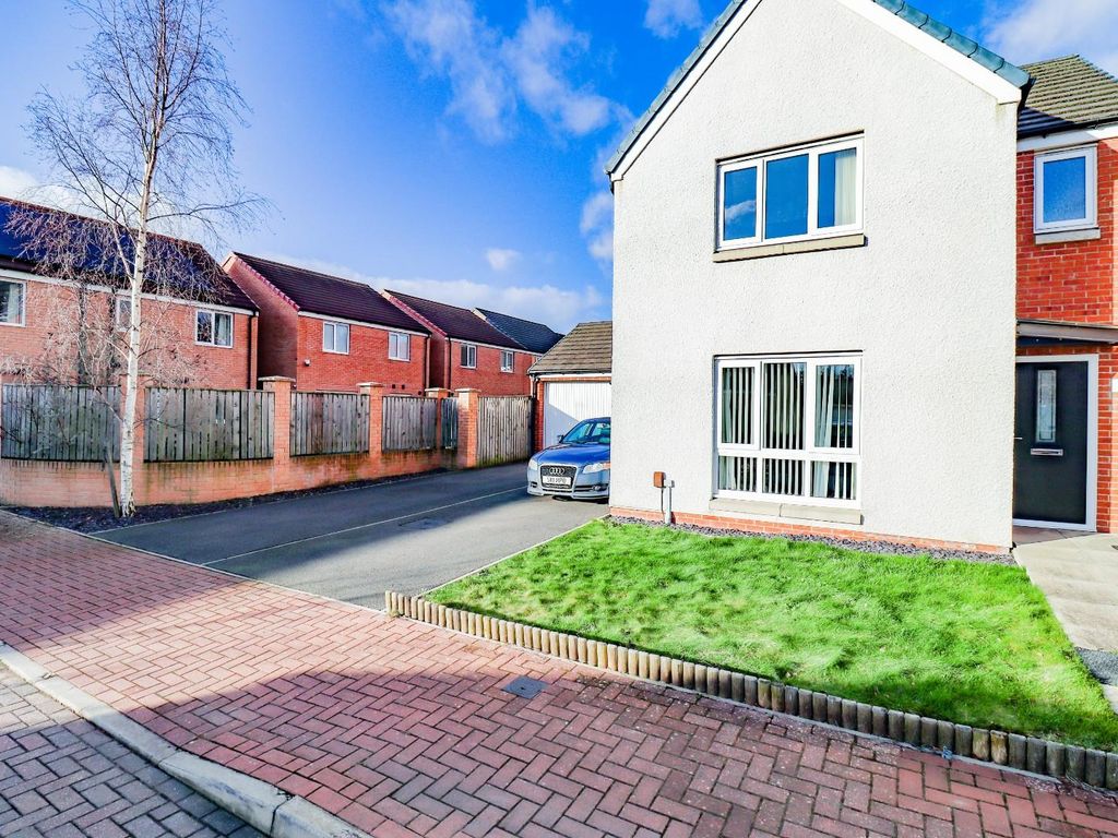 3 bed detached house for sale in Sleightholme Close, Whitewater Glade