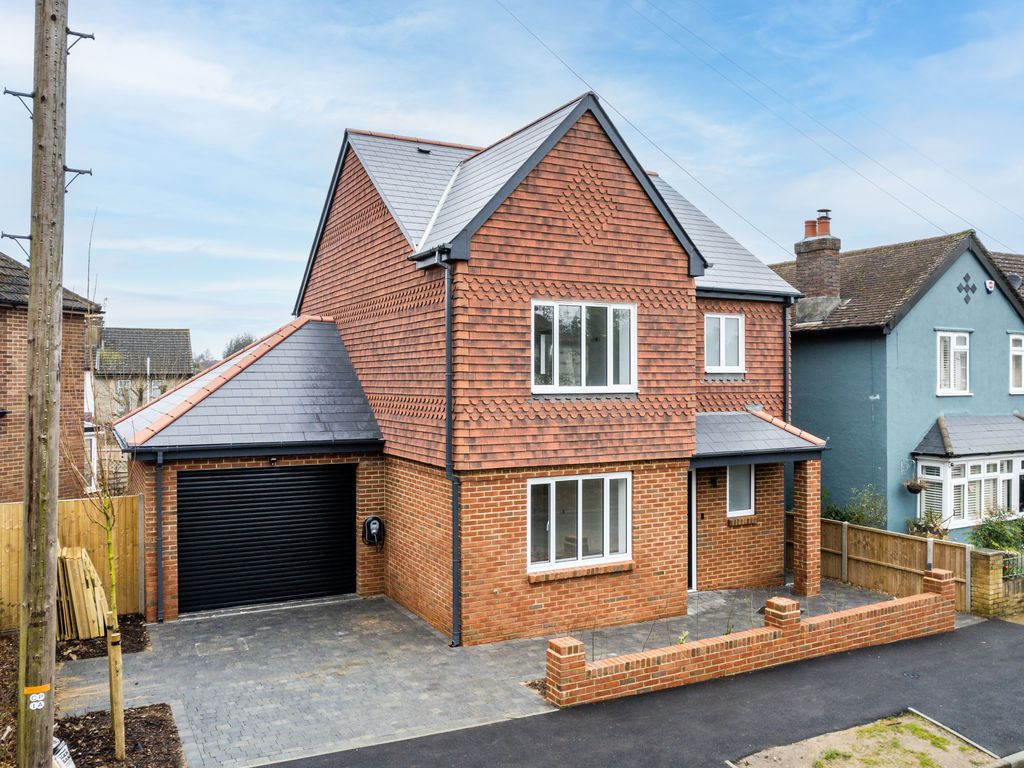 New home, 4 bed detached house for sale in Alexandra Road, Warlingham