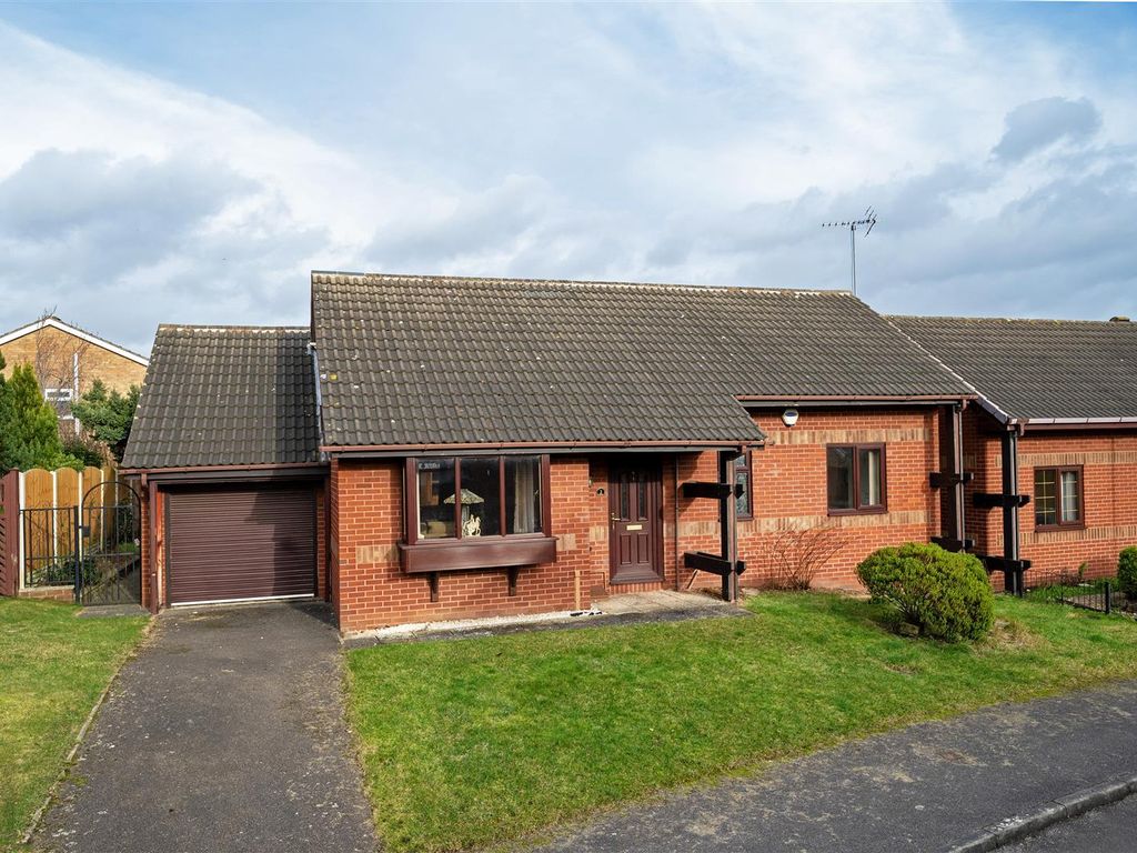 2 bed detached bungalow for sale in Abbots Meadow, Sothall, Sheffield