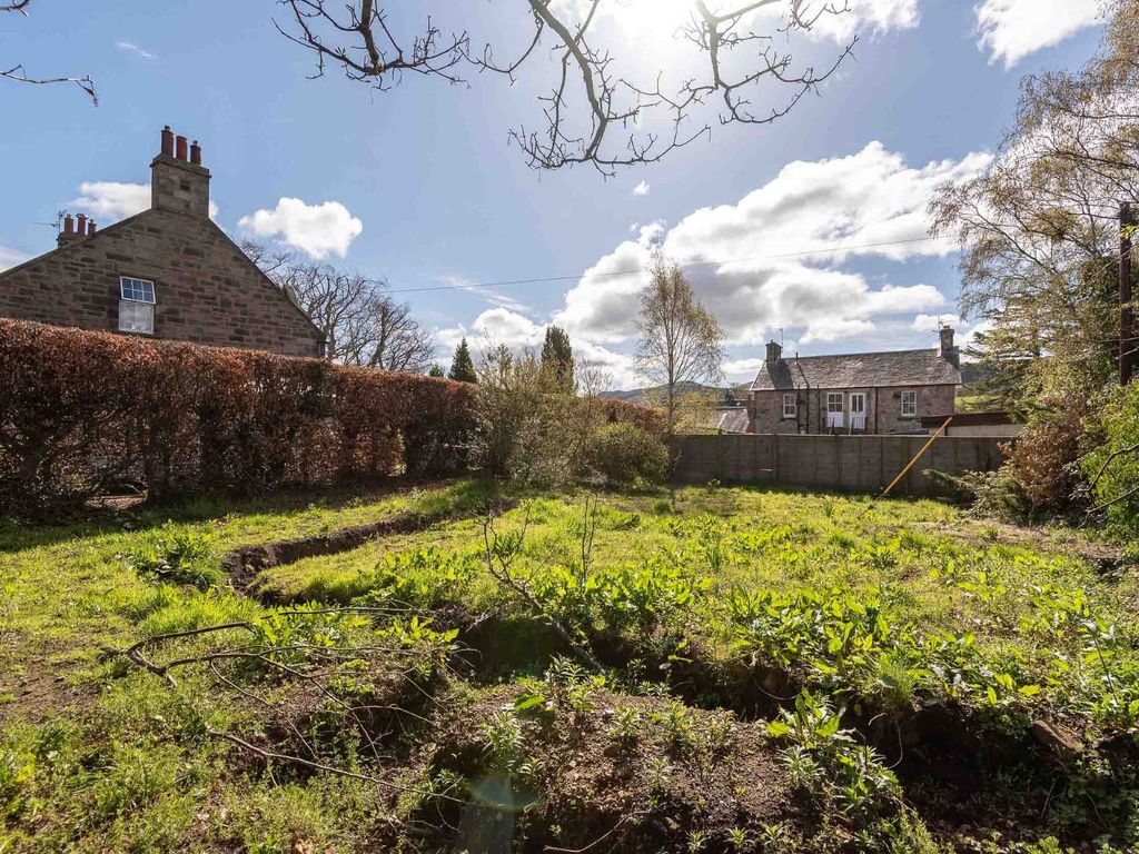 Land for sale in Juniper Park Road, Juniper Green, Midlothian EH14, £