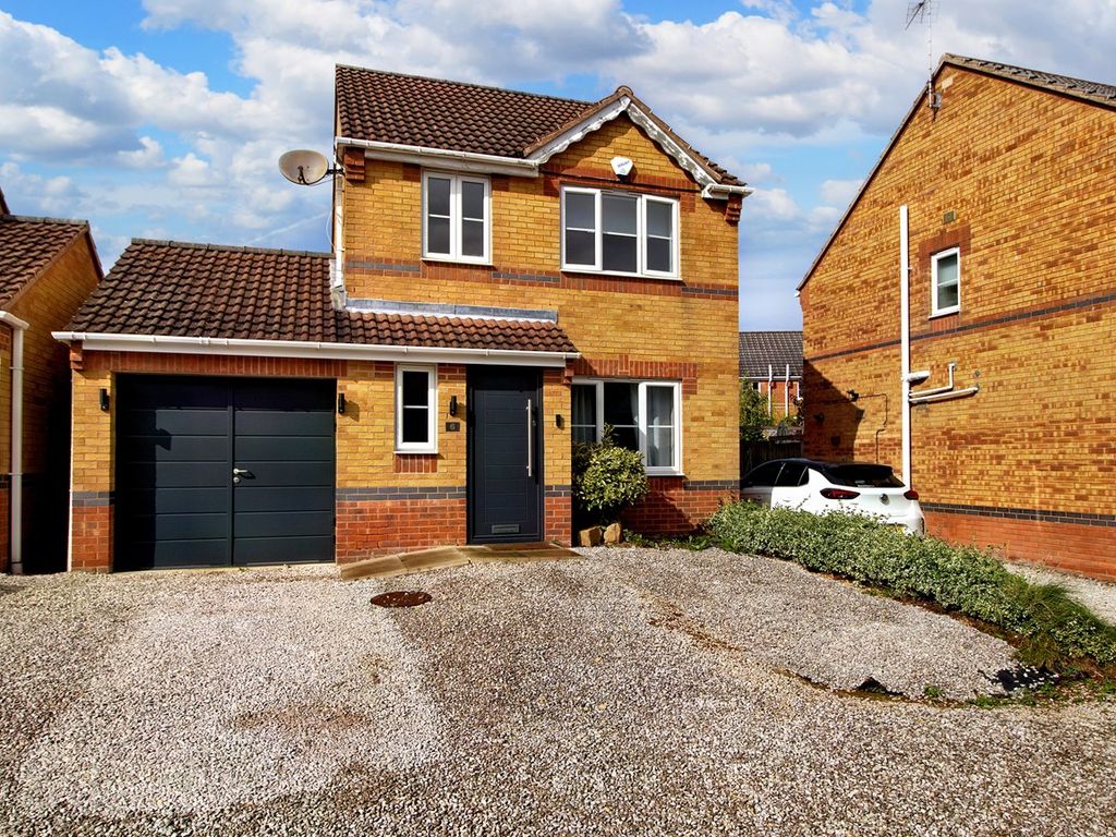 3 bed detached house for sale in Lathkill Court, North Wingfield