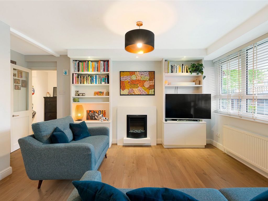 3 bed flat for sale in Goulden House, Bullen Street, London SW11 Zoopla