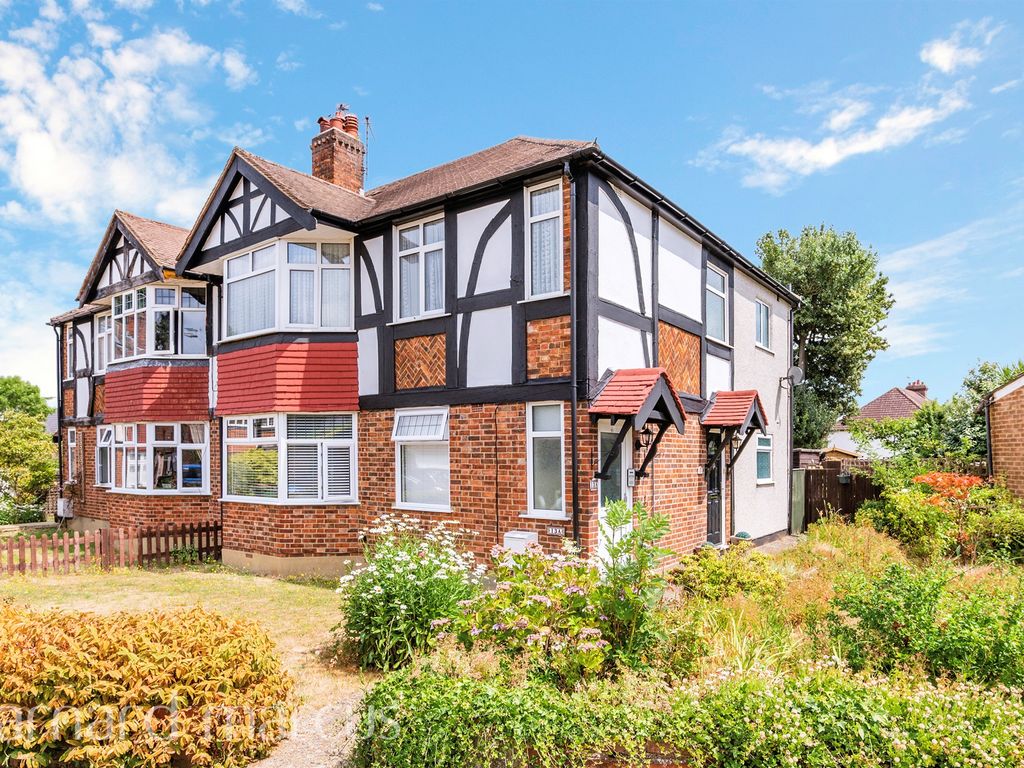 2 bed for sale in The Spinney, Cheam, Sutton SM3 Zoopla