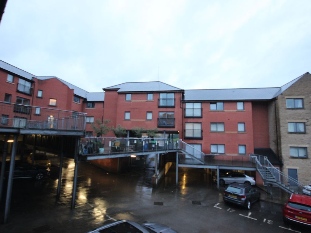 2 bed flat to rent in Primrose Drive, Ecclesfield, Sheffield S35 Zoopla