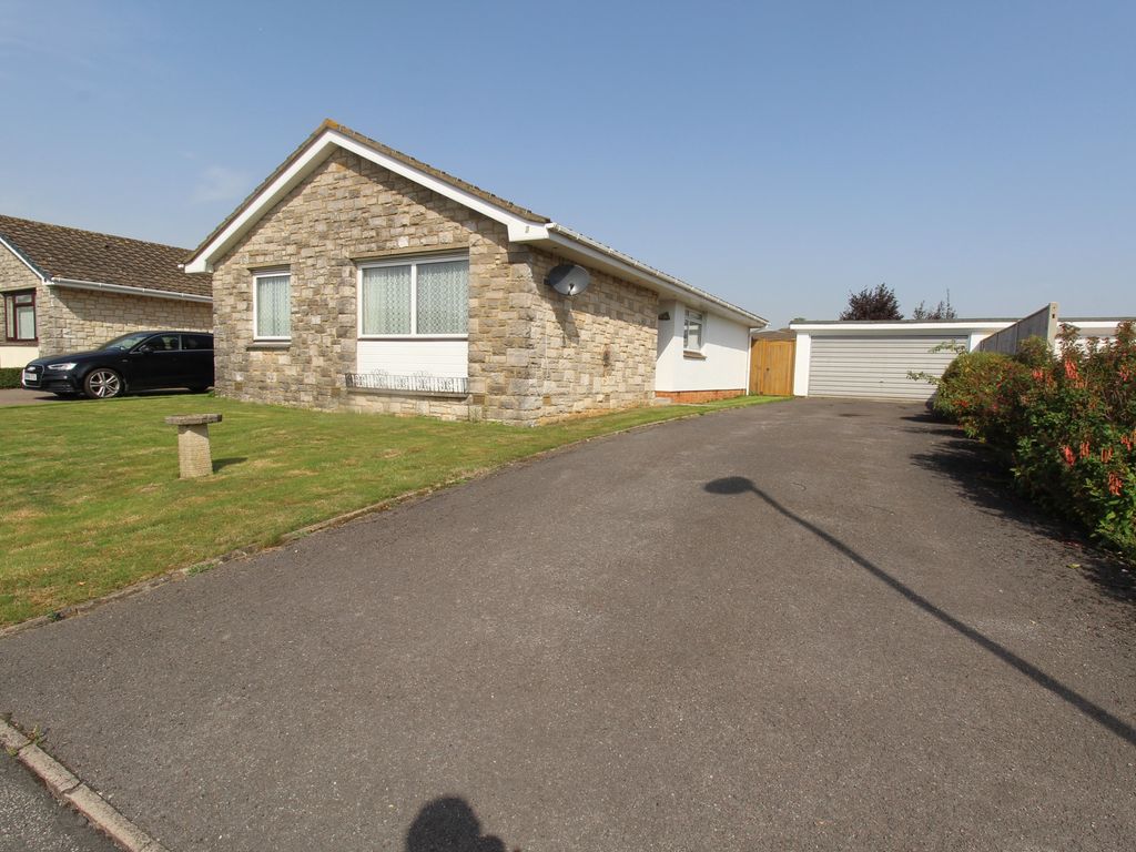 3 bed bungalow for sale in Spy Close, Lytchett Matravers BH16, £425,000