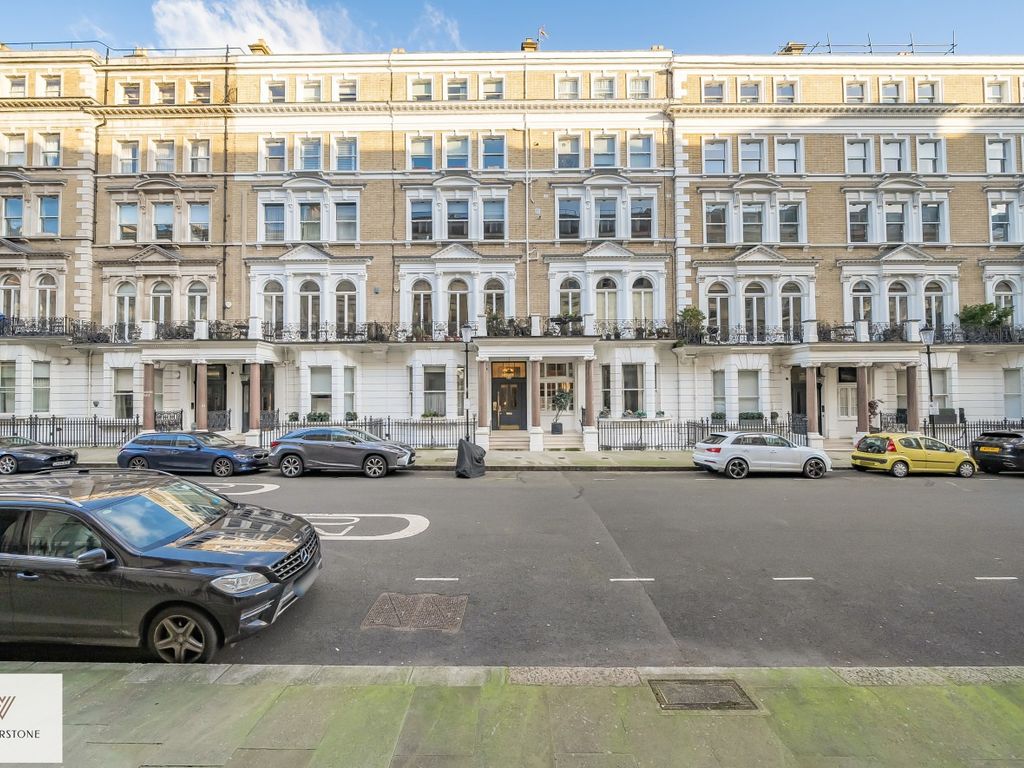 2 bed flat for sale in De Vere Gardens, London W8, £1,550,000 Zoopla