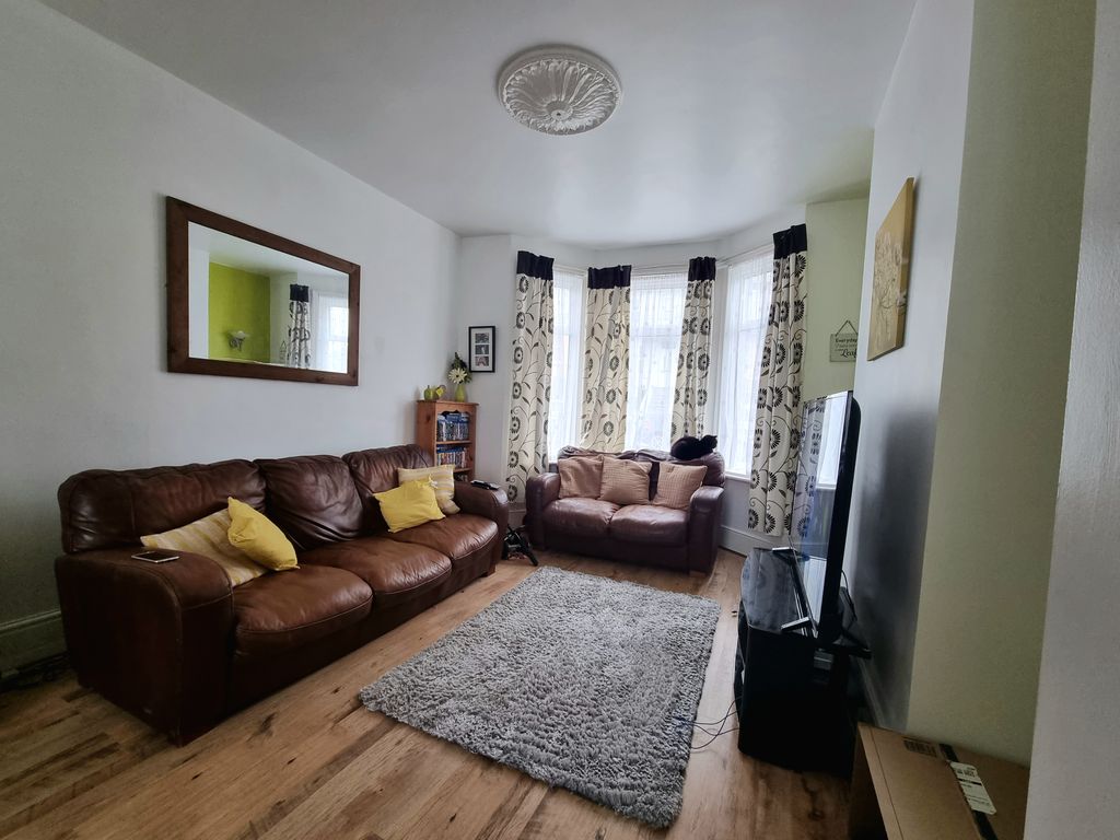 3 bed terraced house for sale in Victoria Avenue, Hastings, East Sussex