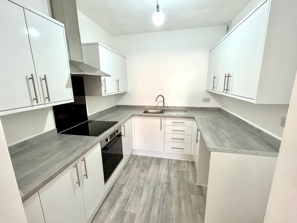 1 bed flat to rent in South Market Road, Great Yarmouth NR30, £625 pcm