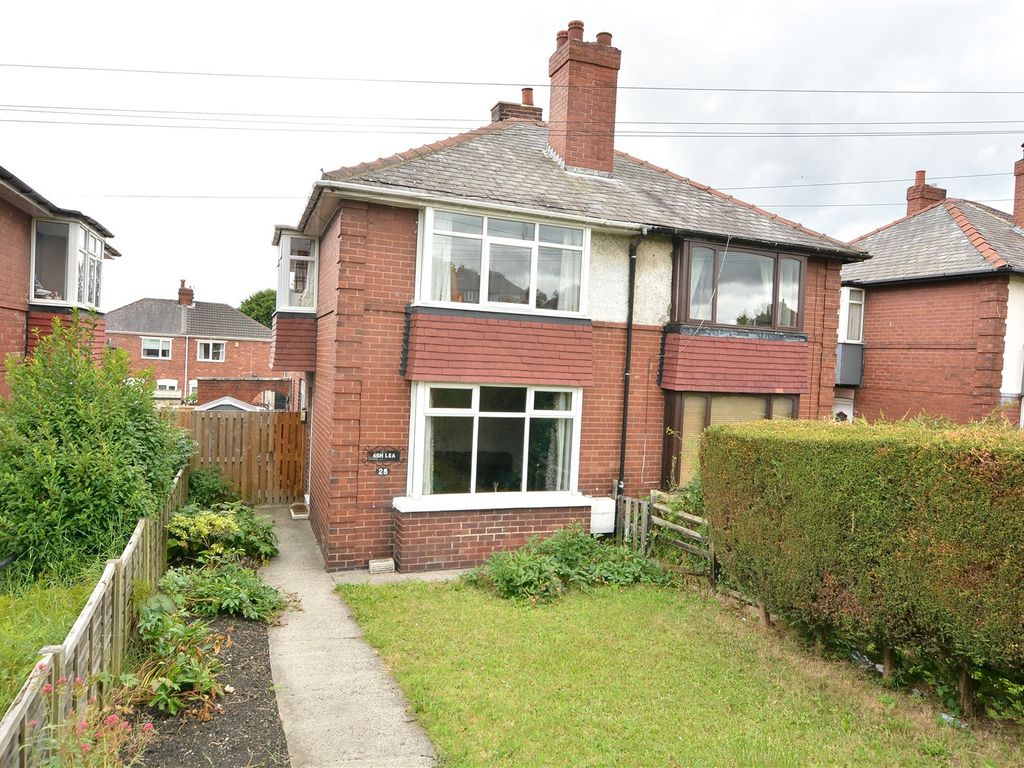 3 bed semidetached house for sale in Front Street, Castleford, West
