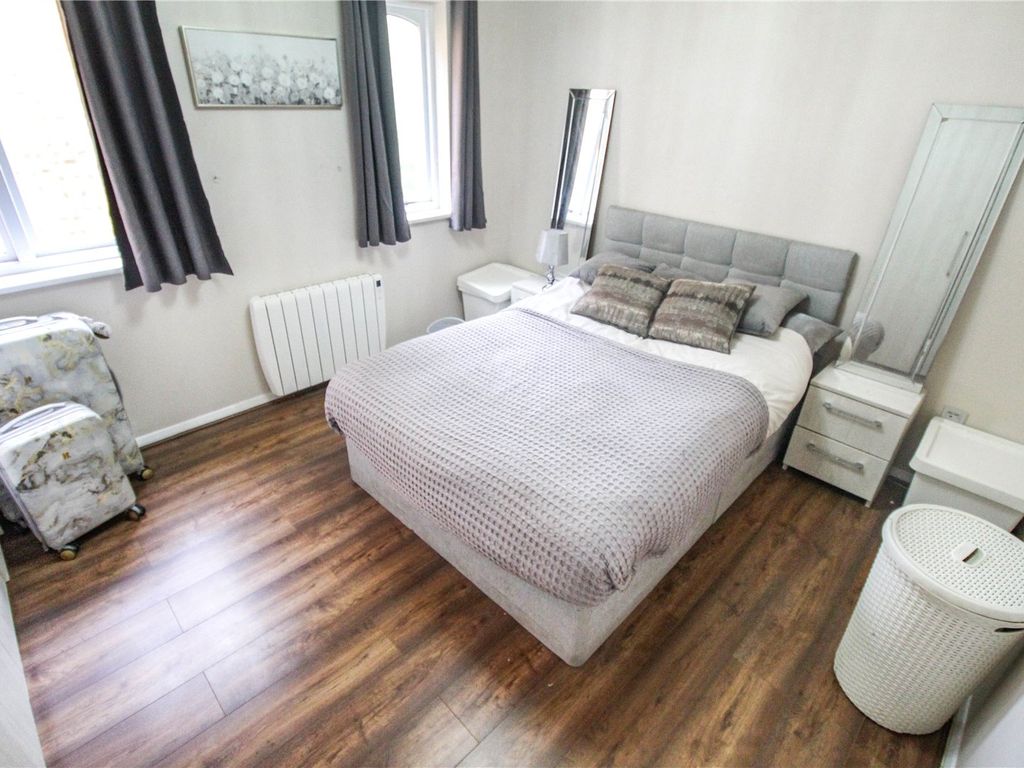 1 bed flat to rent in Vignoles Road, Romford RM7 Zoopla