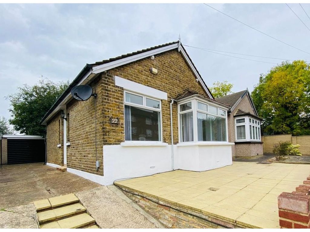 2 bed detached bungalow for sale in Danson Lane, Welling DA16, £425,000