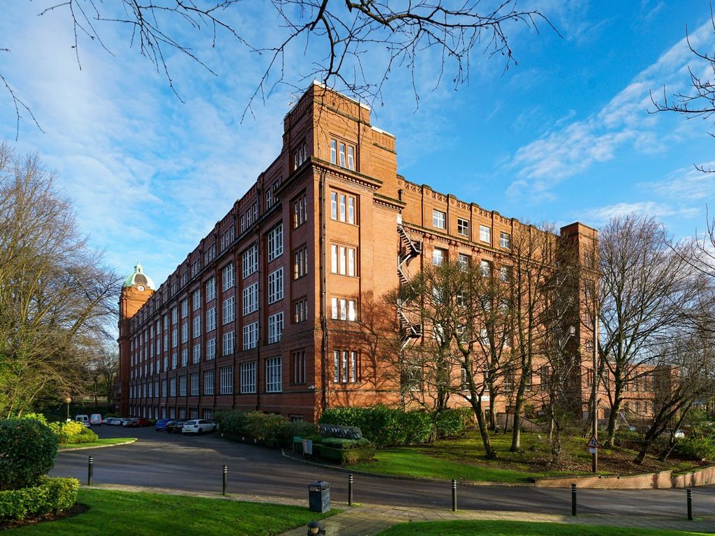 2 bed property for sale in Blackburn Road, Bolton BL1, £140,000 Zoopla