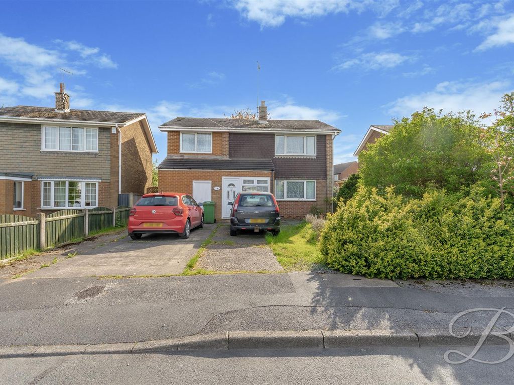 3 bed detached house for sale in Thornhill Drive, Boughton, Newark NG22